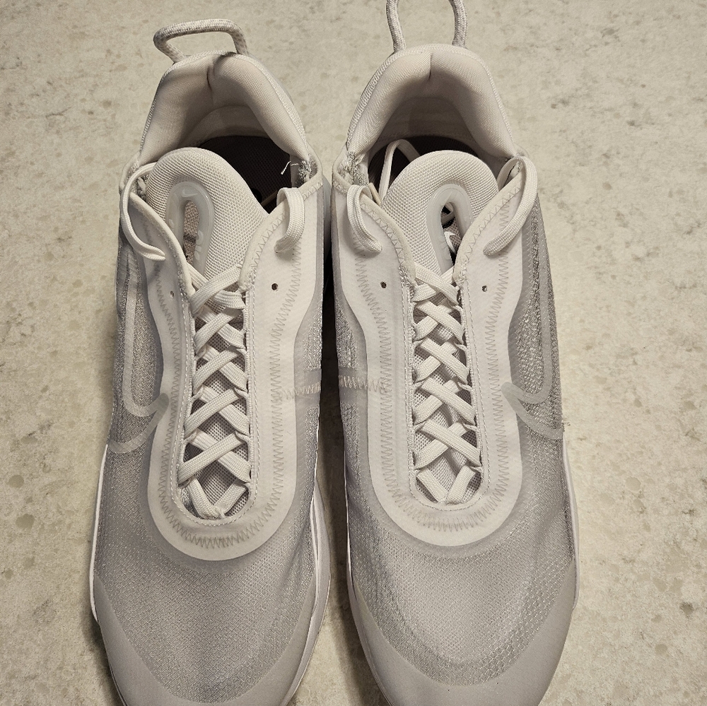 Size 13 2090 Nike sneakers